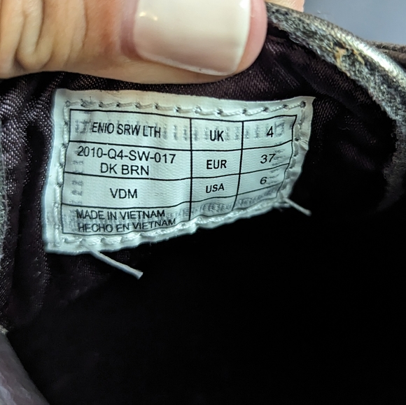 Lacoste Lace Up Trainer Sneaker - Picture 6 of 8